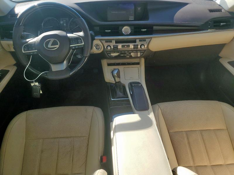 58ABK1GG1JU090561 - 2018 LEXUS ES 350 Սպիտակ լուսանկար 8