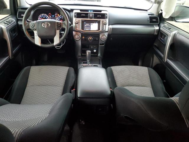 JTEZU5JRXJ5181694 - 2018 TOYOTA 4RUNNER SR5 WHITE photo 8