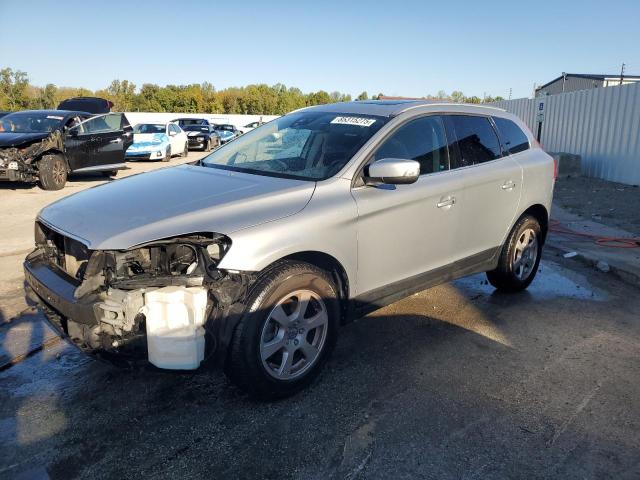 2012 VOLVO XC60 3.2, 