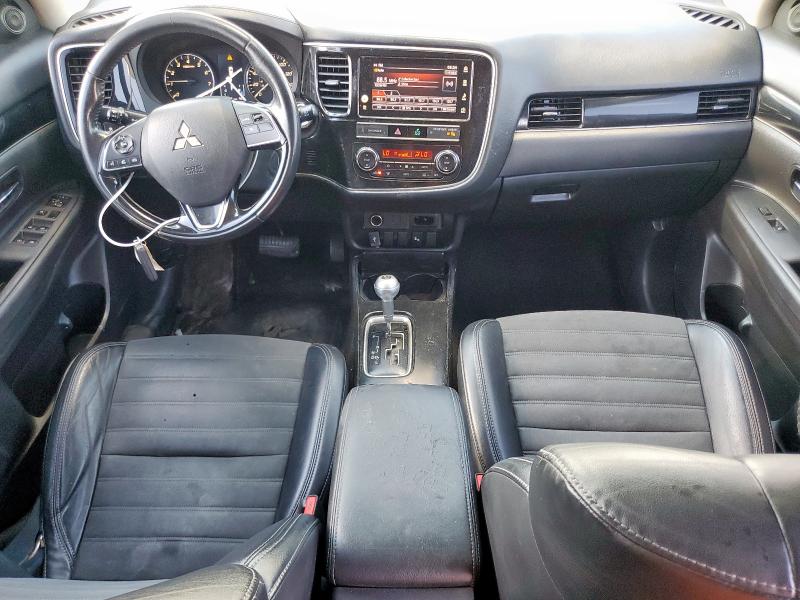 JA4AD3A37KZ006454 - 2019 MITSUBISHI OUTLANDER SE Սև լուսանկար 8