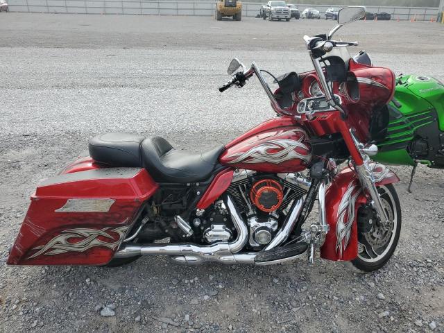 2011 HARLEY-DAVIDSON FLHX, 