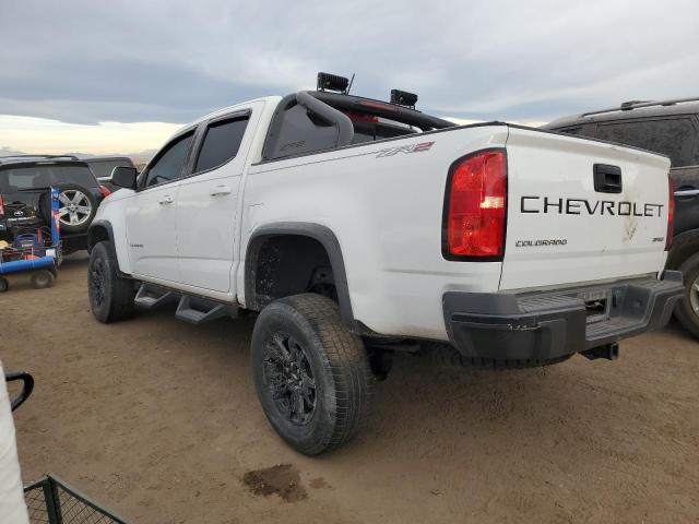 1GCGTEENXM1104549 - 2021 CHEVROLET COLORADO ZR2 WHITE photo 2