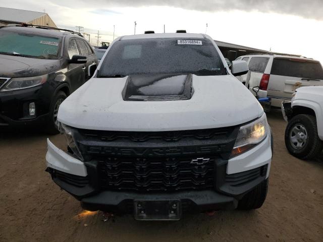 1GCGTEENXM1104549 - 2021 CHEVROLET COLORADO ZR2 WHITE photo 5