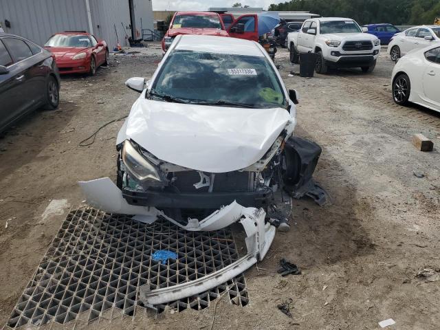 2T1BURHE0GC736180 - 2016 TOYOTA COROLLA L WHITE photo 5