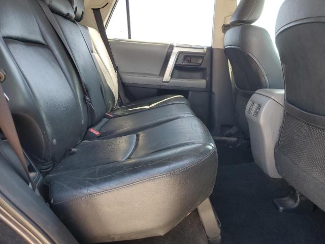 JTEBU5JR3B5070665 - 2011 TOYOTA 4RUNNER SR5 GRAY photo 11
