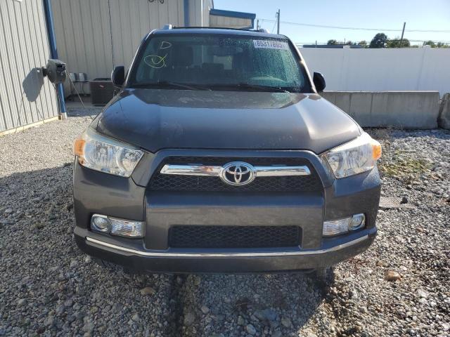 JTEBU5JR3B5070665 - 2011 TOYOTA 4RUNNER SR5 GRAY photo 5