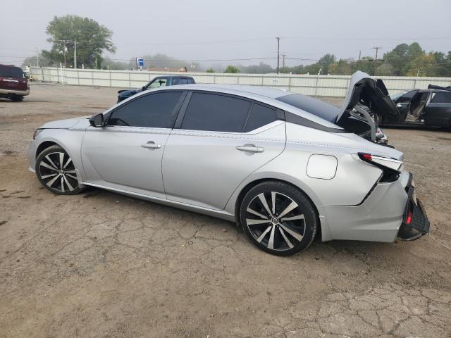 1N4BL4CV0LN320933 - 2020 NISSAN ALTIMA SR 银色 照片 2