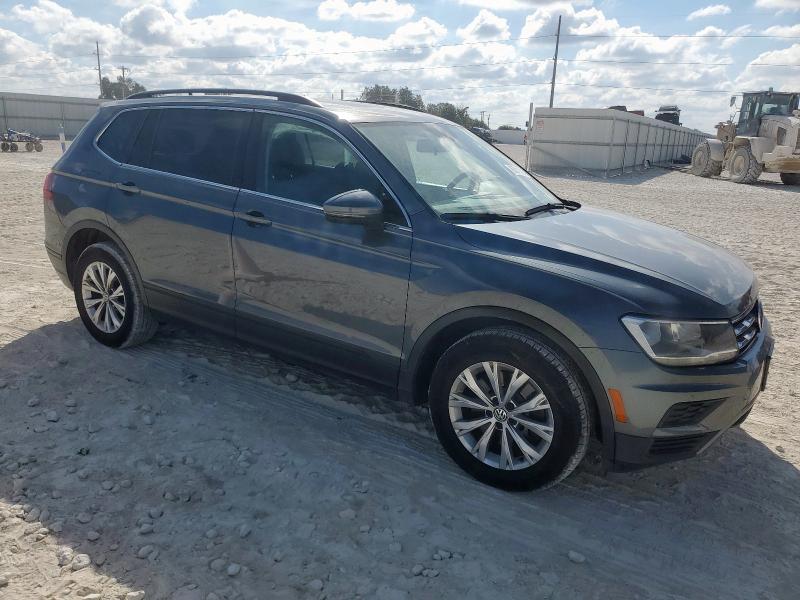 3VV2B7AX0KM089643 - 2019 VOLKSWAGEN TIGUAN SE GRAY photo 4