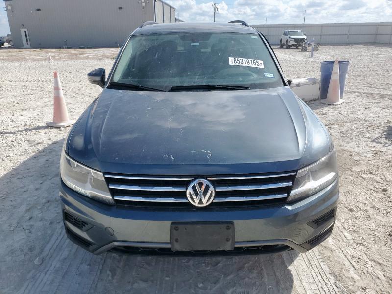 3VV2B7AX0KM089643 - 2019 VOLKSWAGEN TIGUAN SE GRAY photo 5