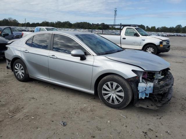 4T1C31AK3PU047855 - 2023 TOYOTA CAMRY LE SILVER photo 4