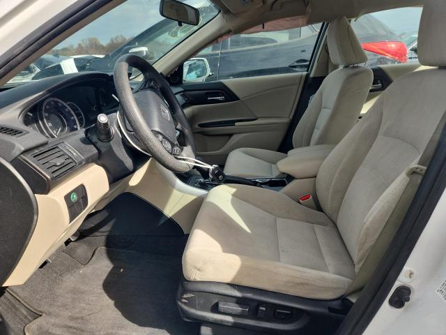 1HGCR2F74FA170465 - 2015 HONDA ACCORD EX WHITE photo 7