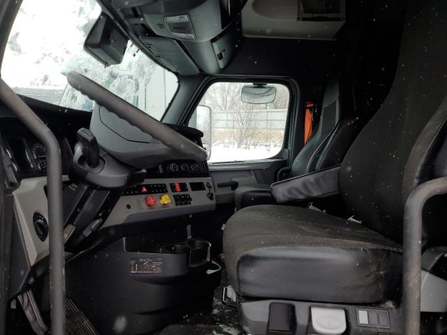 3AKJHHDR8MSMC0459 - 2021 FREIGHTLINER CASCADIA 1 Կանաչ լուսանկար 5