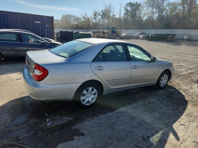 4T1BE32K73U128416 - 2003 TOYOTA CAMRY LE SILVER photo 3
