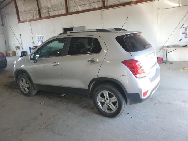 3GNCJPSB5JL267423 - 2018 CHEVROLET TRAX 1LT ვერცხლისფერი ფოტო 2