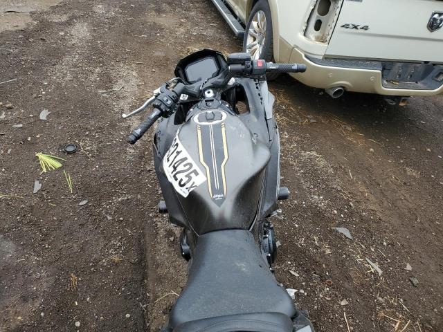 ML5EXER1XPDA90073 - 2023 KAWASAKI EX650 R GRAY photo 6