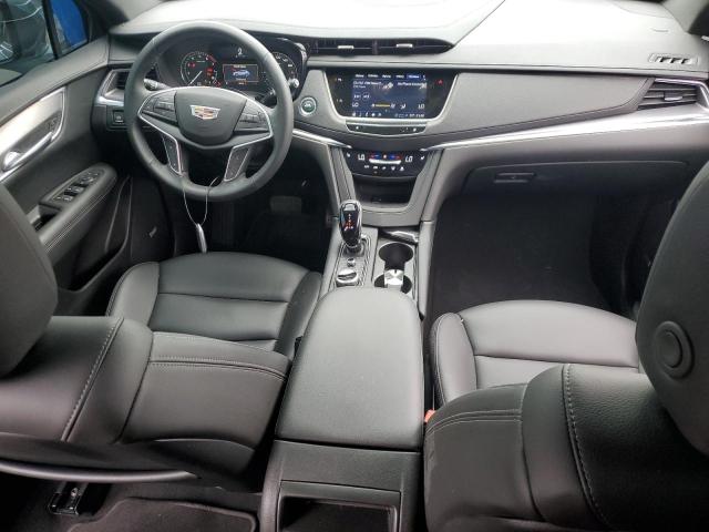 1GYKNAR4XRZ723668 - 2024 CADILLAC XT5 LUXURY SILVER photo 8