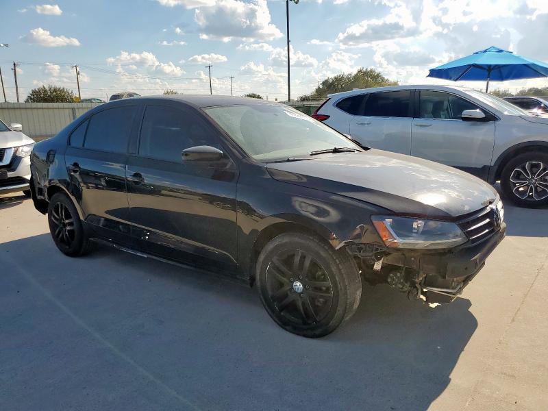 3VW2B7AJ1JM236607 - 2018 VOLKSWAGEN JETTA S 黑色 照片 4