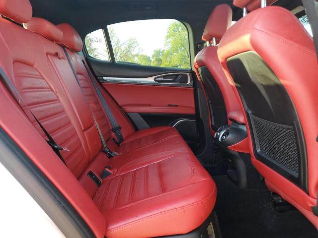 ZASFAKNN1J7B98837 - 2018 ALFA ROMEO STELVIO TI SPORT WHITE photo 11