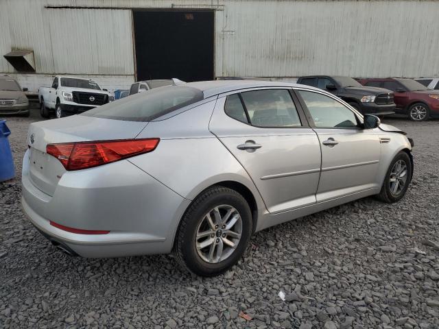 KNAGM4A74B5099690 - 2011 KIA OPTIMA LX 银色 照片 3