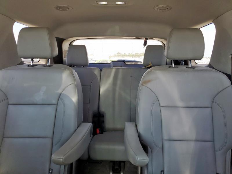 1GNERHKW2KJ258407 - 2019 CHEVROLET TRAVERSE LT WHITE photo 10