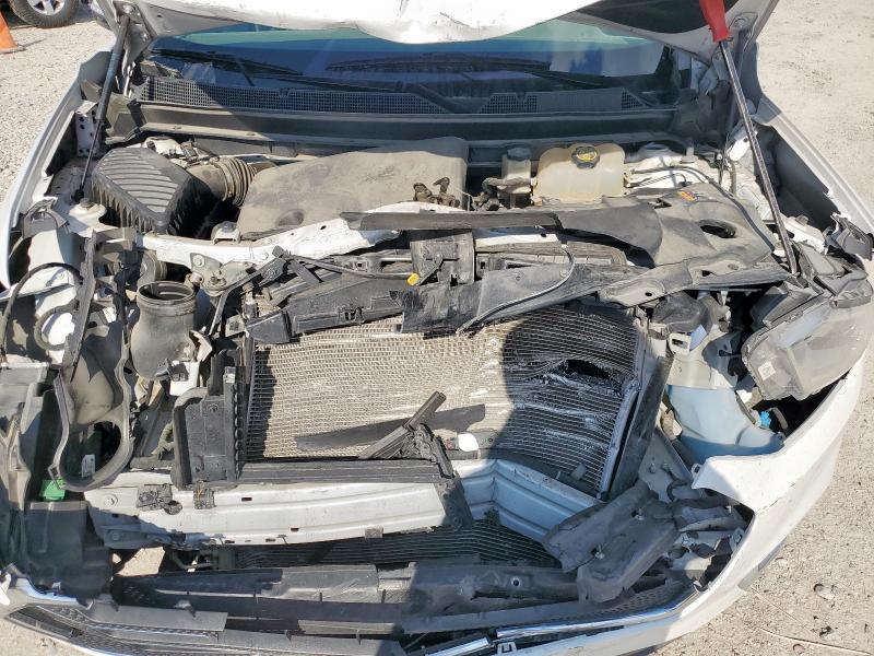 1GNERHKW2KJ258407 - 2019 CHEVROLET TRAVERSE LT WHITE photo 12