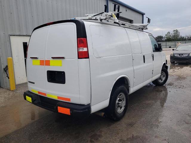 1GCWGAFP6L1258201 - 2020 CHEVROLET EXPRESS G2500 WHITE photo 3