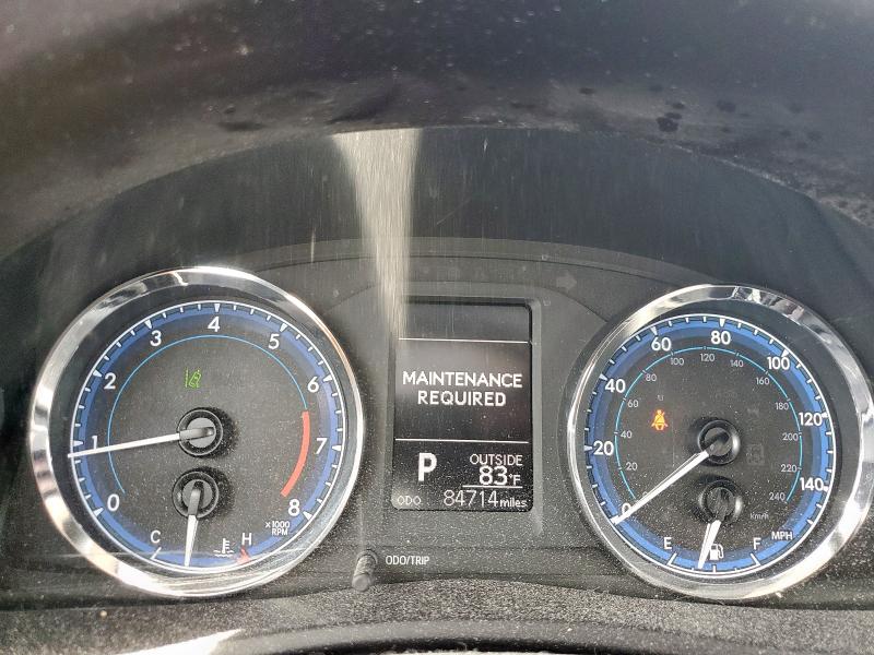 5YFBURHE8HP569262 - 2017 TOYOTA COROLLA L SILVER photo 9