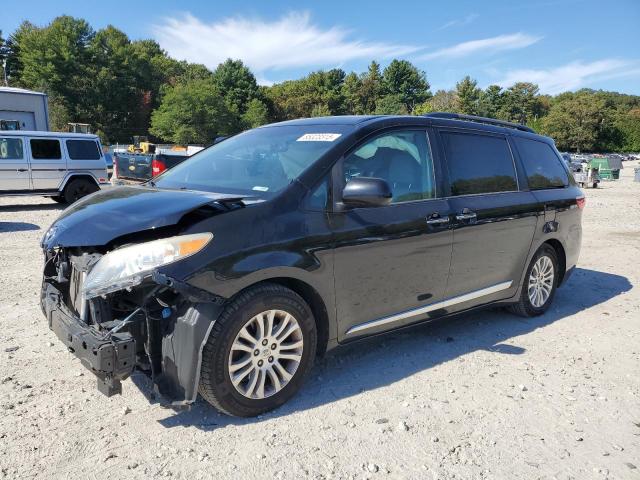 2015 TOYOTA SIENNA XLE, 