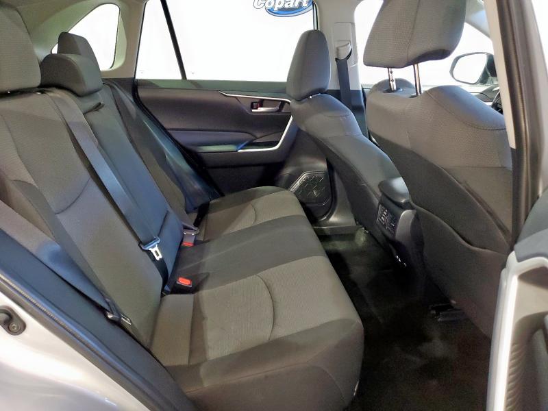 2T3W1RFV4SW374169 - 2025 TOYOTA RAV4 XLE SILVER photo 11