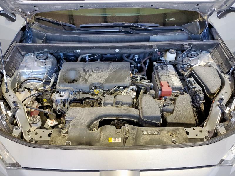 2T3W1RFV4SW374169 - 2025 TOYOTA RAV4 XLE SILVER photo 12