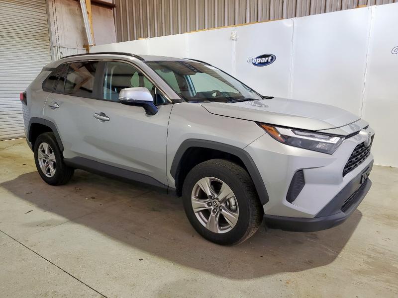 2T3W1RFV4SW374169 - 2025 TOYOTA RAV4 XLE SILVER photo 4