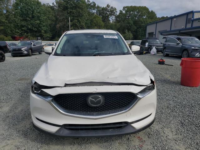 JM3KFACM2J1349465 - 2018 MAZDA CX-5 TOURING كريمي صورة 5