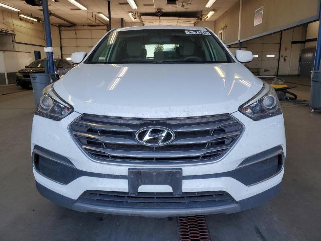 5NMZTDLB4JH064711 - 2018 HYUNDAI SANTA FE S 白色 照片 5