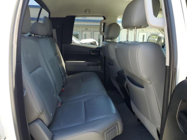 5TFRM5F18BX027000 - 2011 TOYOTA TUNDRA DOUBLE CAB SR5 WHITE photo 10