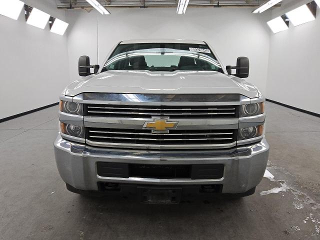 1GC2CUEGXFZ553398 - 2015 CHEVROLET SILVERADO C2500 HEAVY DUTY WHITE photo 5