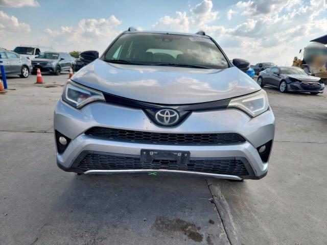 2T3NFREV3HW344099 - 2017 TOYOTA RAV4 SE 银色 照片 5
