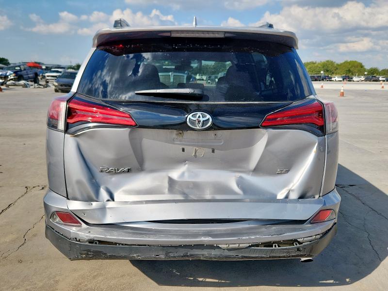 2T3NFREV3HW344099 - 2017 TOYOTA RAV4 SE 银色 照片 6
