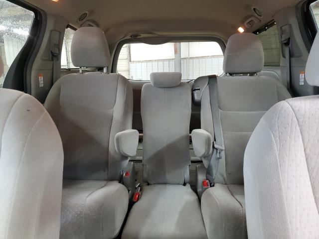 5TDKK3DCXFS557450 - 2015 TOYOTA SIENNA LE 银色 照片 10