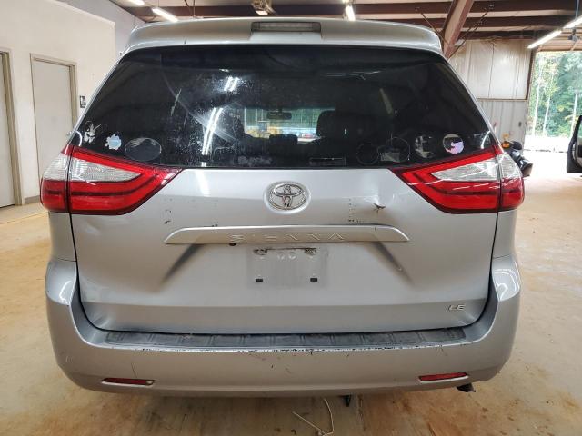 5TDKK3DCXFS557450 - 2015 TOYOTA SIENNA LE 银色 照片 6
