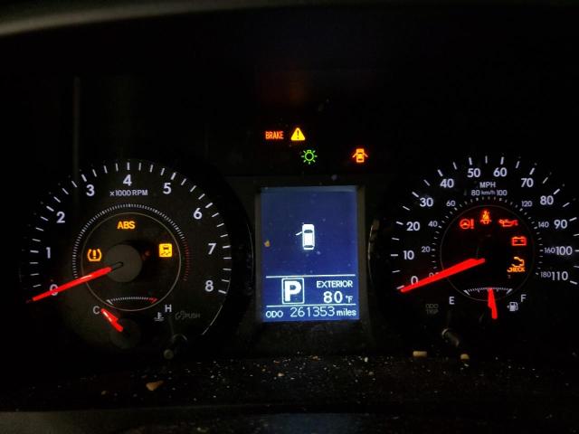 5TDKK3DCXFS557450 - 2015 TOYOTA SIENNA LE 银色 照片 9