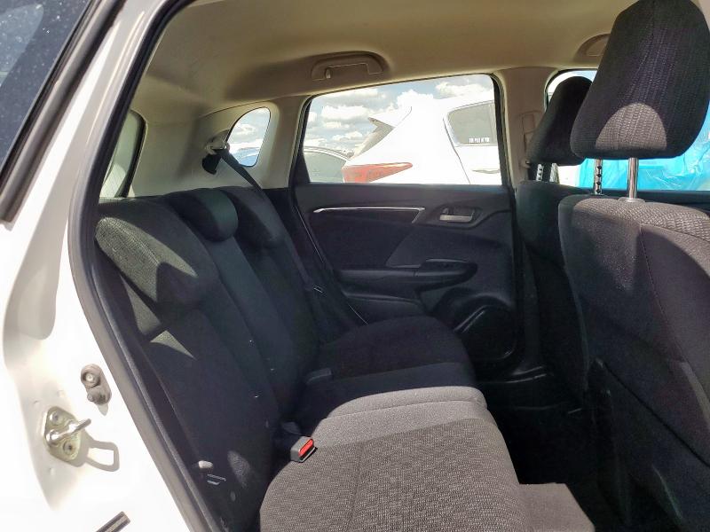 3HGGK5H52FM784520 - 2015 HONDA FIT LX 白色 照片 10