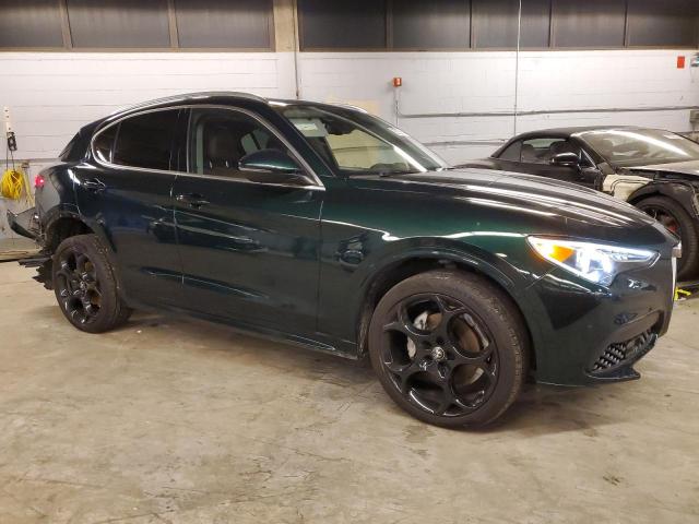 ZASPAKBN5L7C92294 - 2020 ALFA ROMEO STELVIO TI GREEN photo 4