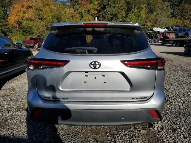 5TDHZRBH4NS221895 - 2022 TOYOTA HIGHLANDER XLE Gümüş foto 6