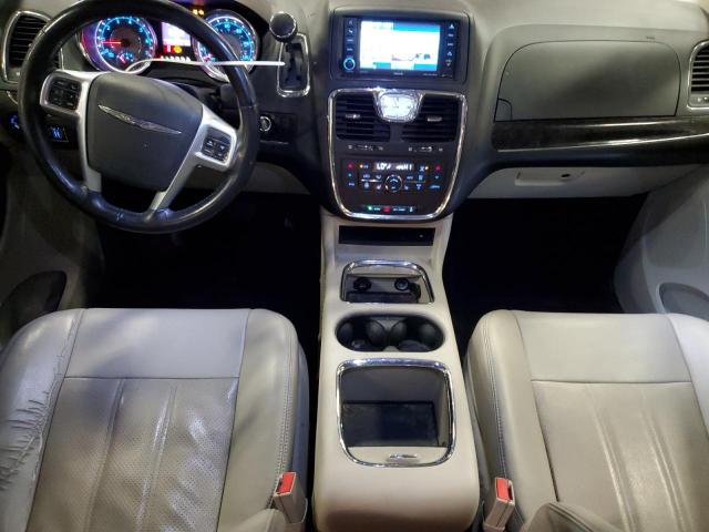 2C4RC1CG7CR412620 - 2012 CHRYSLER TOWN & COU TOURING L RED photo 8