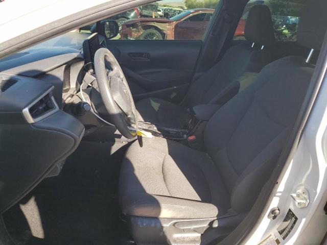JTDEAMDE3NJ040042 - 2022 TOYOTA COROLLA LE WHITE photo 7