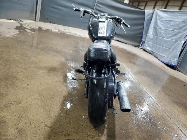 5VPCS15D6Y3000427 - 2000 VICTORY MOTORCYCLES V92 SC 黑色 照片 4