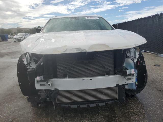 LRBAZLR49MD109989 - 2021 BUICK ENVISION PREFERRED თეთრი ფოტო 5