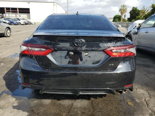 4T1T11AK1NU656123 - 2022 TOYOTA CAMRY SE შავი ფოტო 6