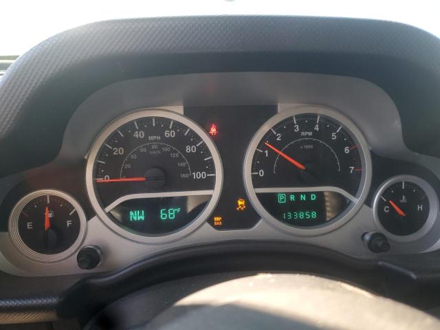 1J4BA3H13AL109809 - 2010 JEEP WRANGLER U SPORT Күміс фото 9