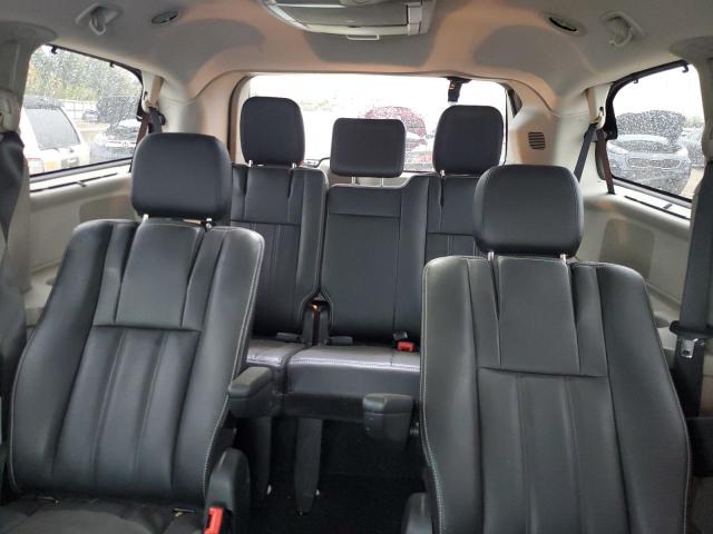 2C4RC1CGXGR121034 - 2016 CHRYSLER TOWN & COU TOURING L WHITE photo 10